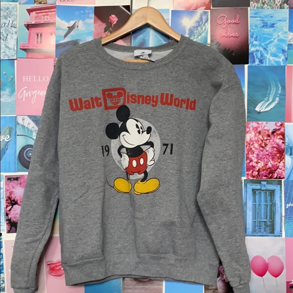 VINTAGE walt disney world crew